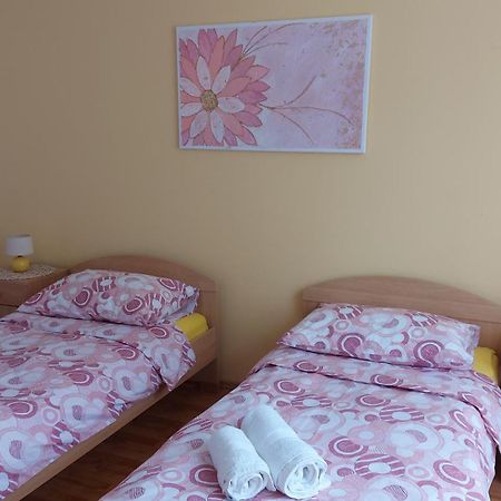 Apartments Ines Медулин Экстерьер фото