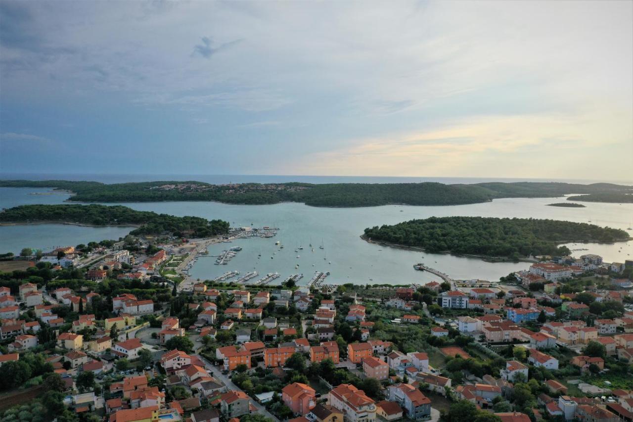 Apartments Ines Медулин Экстерьер фото