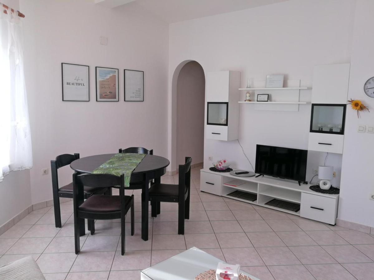Apartments Ines Медулин Экстерьер фото