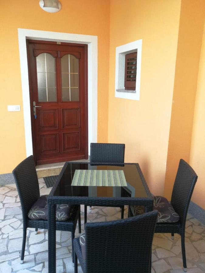 Apartments Ines Медулин Экстерьер фото