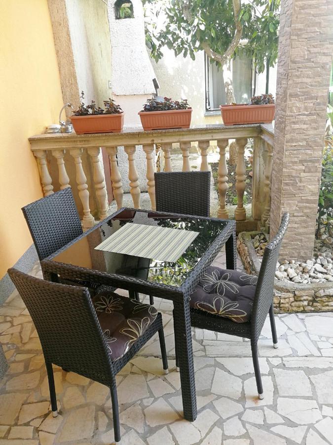 Apartments Ines Медулин Экстерьер фото